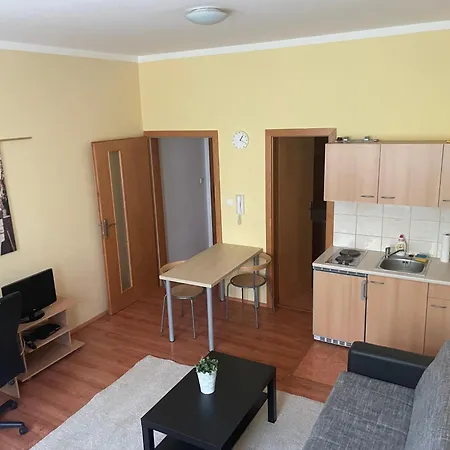 Steff Studio In Center Apartment *